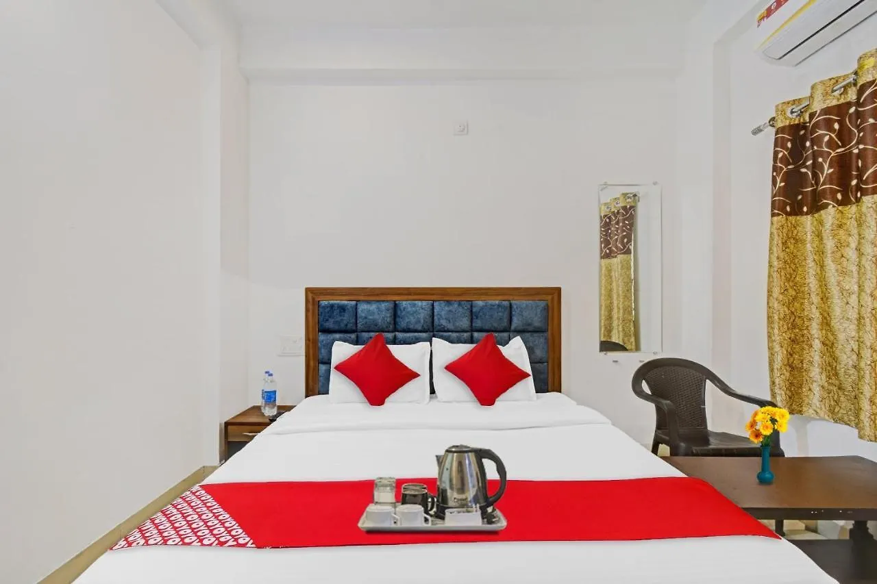 Hotel O Padharo Saa Udaipur 4*,  India