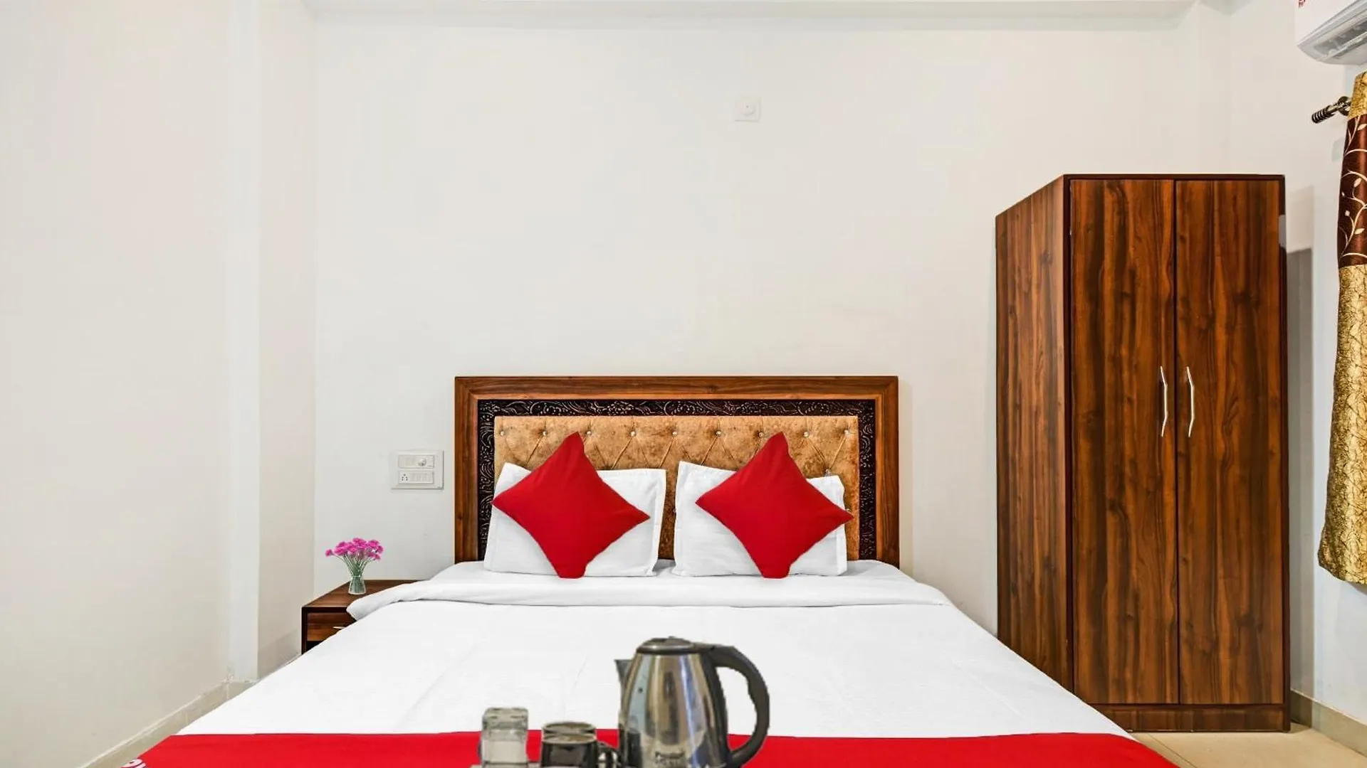 Hotel O Padharo Saa Udaipur