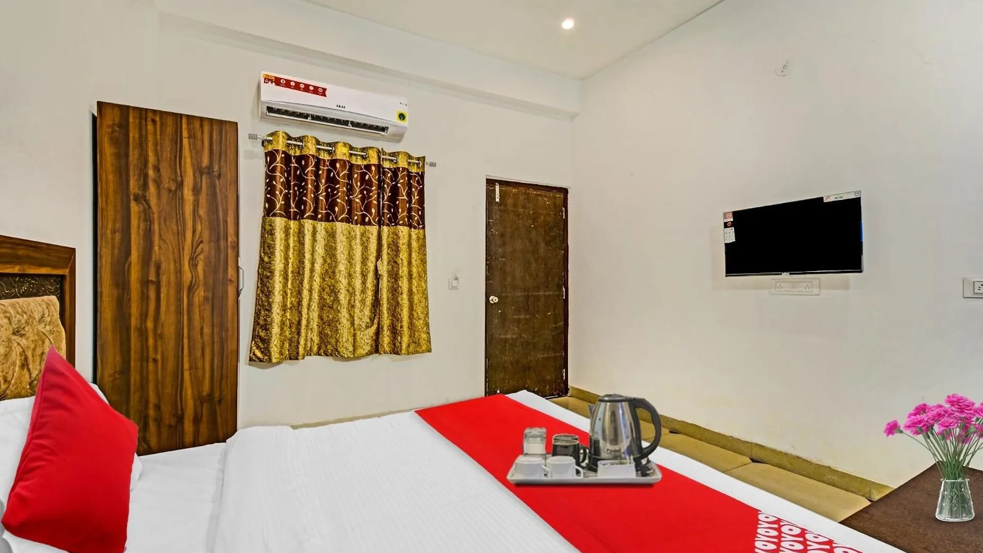 Hotel O Padharo Saa Udaipur